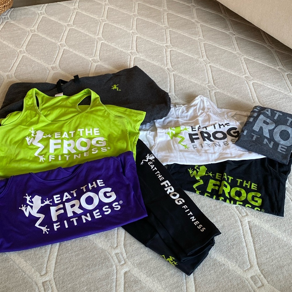 Eat the Frog Apparel size small